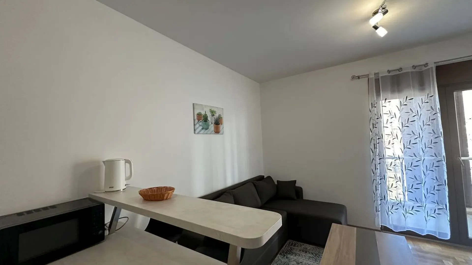 Stan-na-dan, stan, 44m², Bečići, Budva
