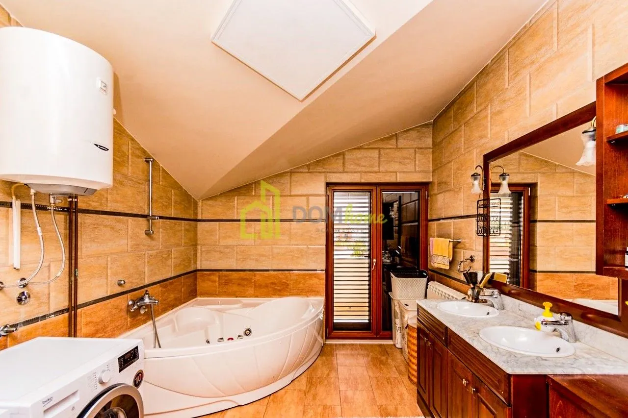 Rent, house, 600m², Zeta, Podgorica