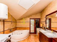 Izdavanje, kuća, 600m², Zeta, Podgorica - image 32