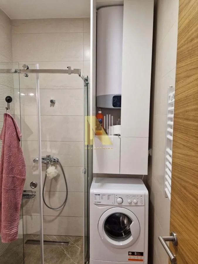 Izdavanje, jednosoban stan, 34m², Centar, Novi Sad