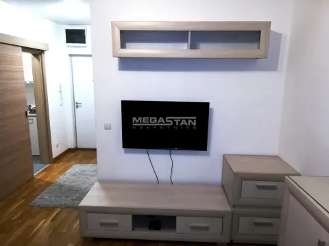 Rent, one bedroom apartment, 37m², Zemun Gornji Grad, Zemun Sve Podlokacije - image 4