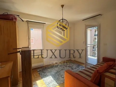 Rent, three bedroom apartment, 92m², 1 maj, Podgorica - image 7