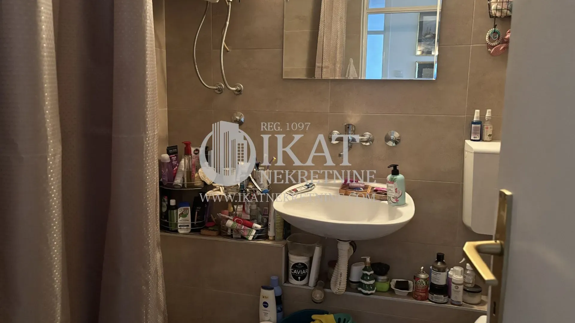 Prodaja, četvorosoban stan, 135m², Novi Beograd Blok 22, Novi Beograd Sve Podlokacije