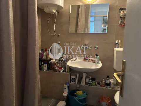 Sale, four bedroom apartment, 135m², Novi Beograd Blok 22, Novi Beograd Sve Podlokacije - image 8