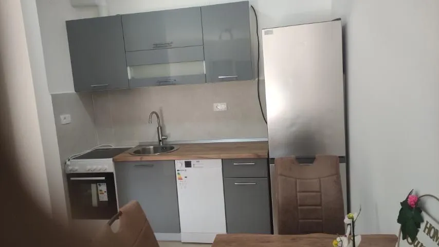 Rent, one bedroom apartment, 42m², Stari Aerodrom, Podgorica