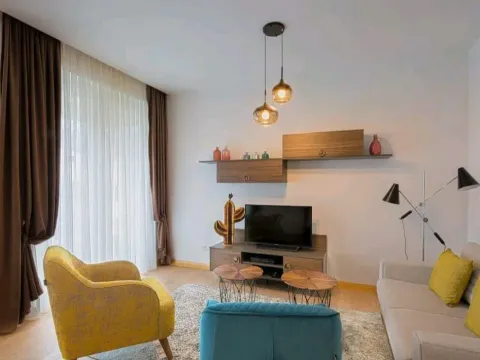 Sale, two bedroom apartment, 75m², Bulevar, Budva - image 2