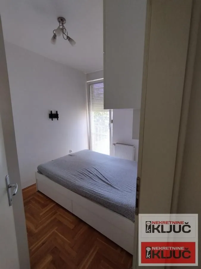 Izdavanje, dvosoban stan, 55m², Novo naselje, Novi Sad