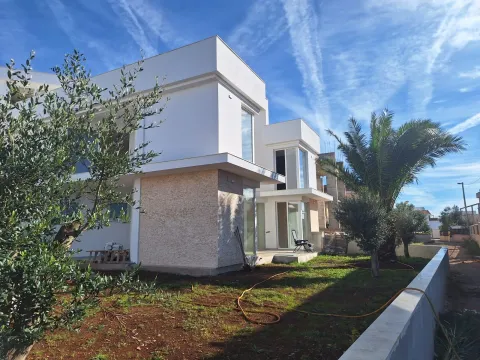 Prodaja, kuća, 467m², Kotor, Crna Gora - image 3