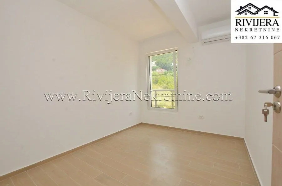 Prodaja, trosoban stan, 95m², Đenovići, Herceg Novi