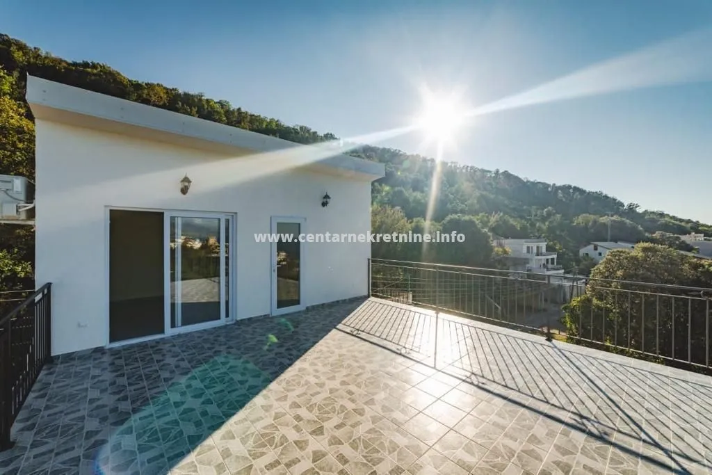 Sale, house, 195m², Utjeha, Bar