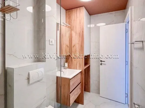 Prodaja, jednosoban stan, 43m², Tivat, Crna Gora - image 9