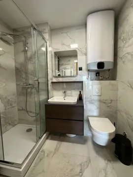 Prodaja, jednosoban stan, 45m², City Kvart, Podgorica - image 13