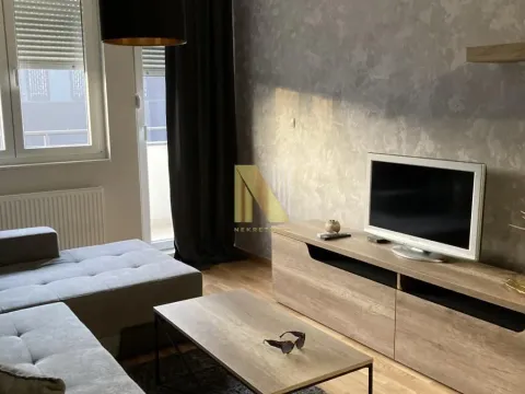 Izdavanje, trosoban stan, 57m², Kej, Novi Sad Sve Podlokacije - image 8