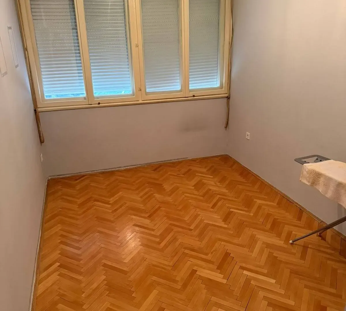 Izdavanje, dvosoban stan, 56m², Gintaš, Podgorica