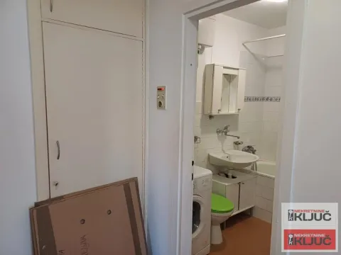 Izdavanje, jednosoban stan, 43m², Liman 3, Novi Sad Sve Podlokacije - image 9