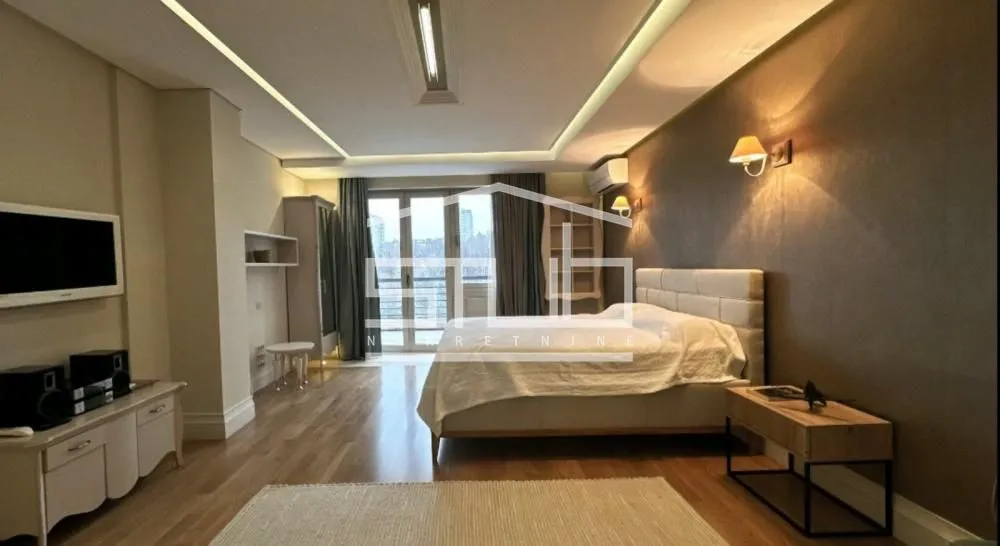 Rent, four bedroom apartment, 197m², Banovo Brdo, Beograd