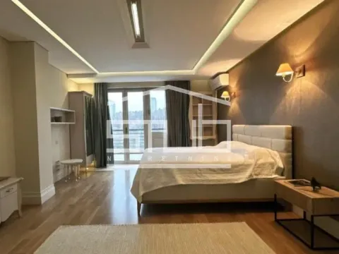 Izdavanje, četvorosoban stan, 197m², Banovo Brdo, Beograd - image 7