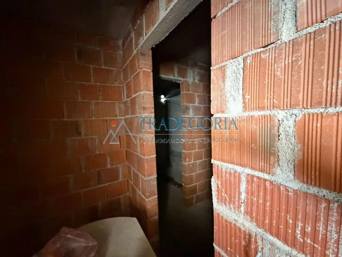 Sale, house, 400m², Bar, Crna Gora