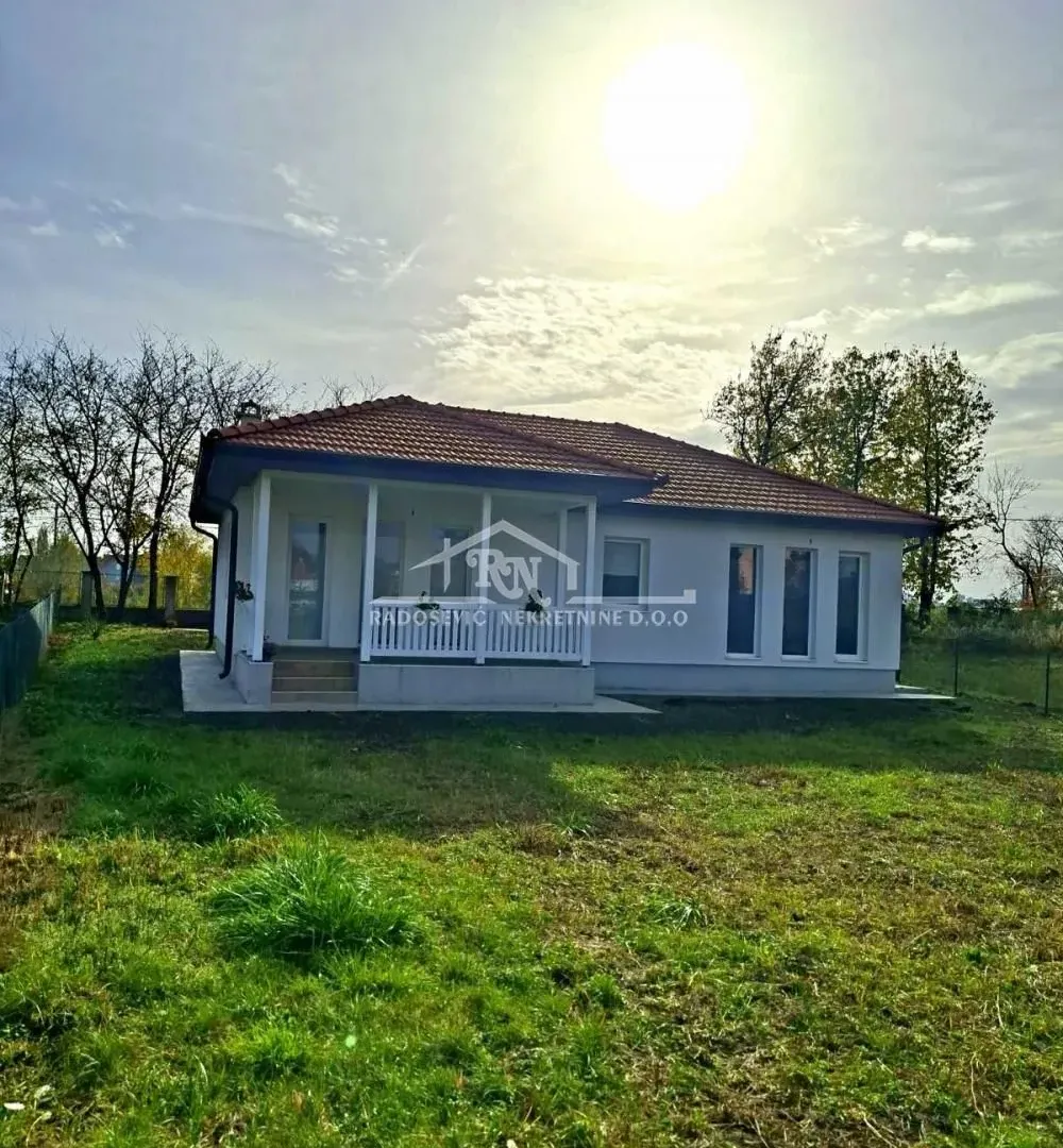 Sale, house, 109m², Borča 1, Borča Sve Podlokacije
