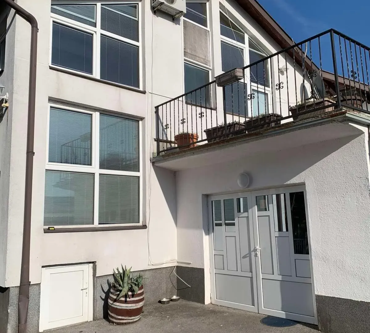 Sale, house, 370m², Sopot, Beograd