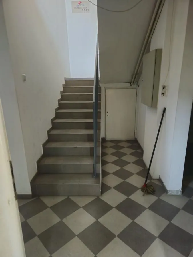 Rent, office space, 1000m², Dušanovac, Voždovac Sve Podlokacije