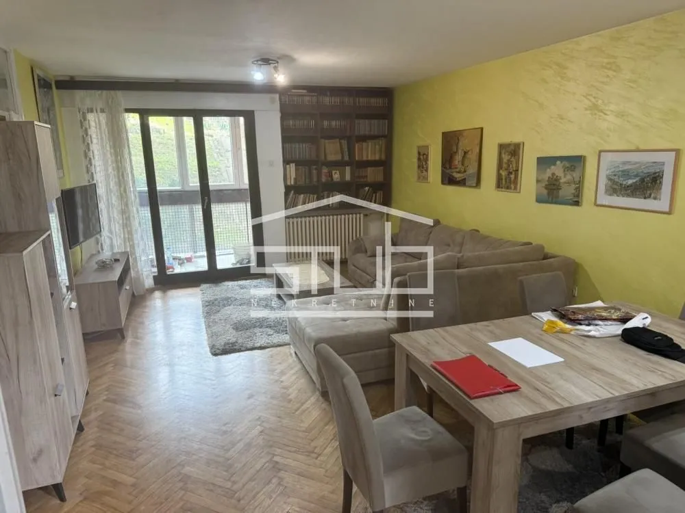 Prodaja, trosoban stan, 72m², Čukarica, Beograd
