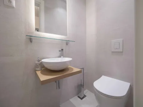 Rent, two bedroom apartment, 80m², Gospoština, Budva - image 15