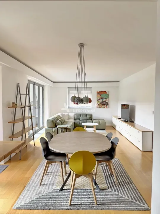 Rent, four bedroom apartment, 117m², Novi Beograd Blok 65, Novi Beograd Sve Podlokacije