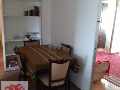 Izdavanje, trosoban stan, 74m², Aerodrom, Kragujevac - image 9