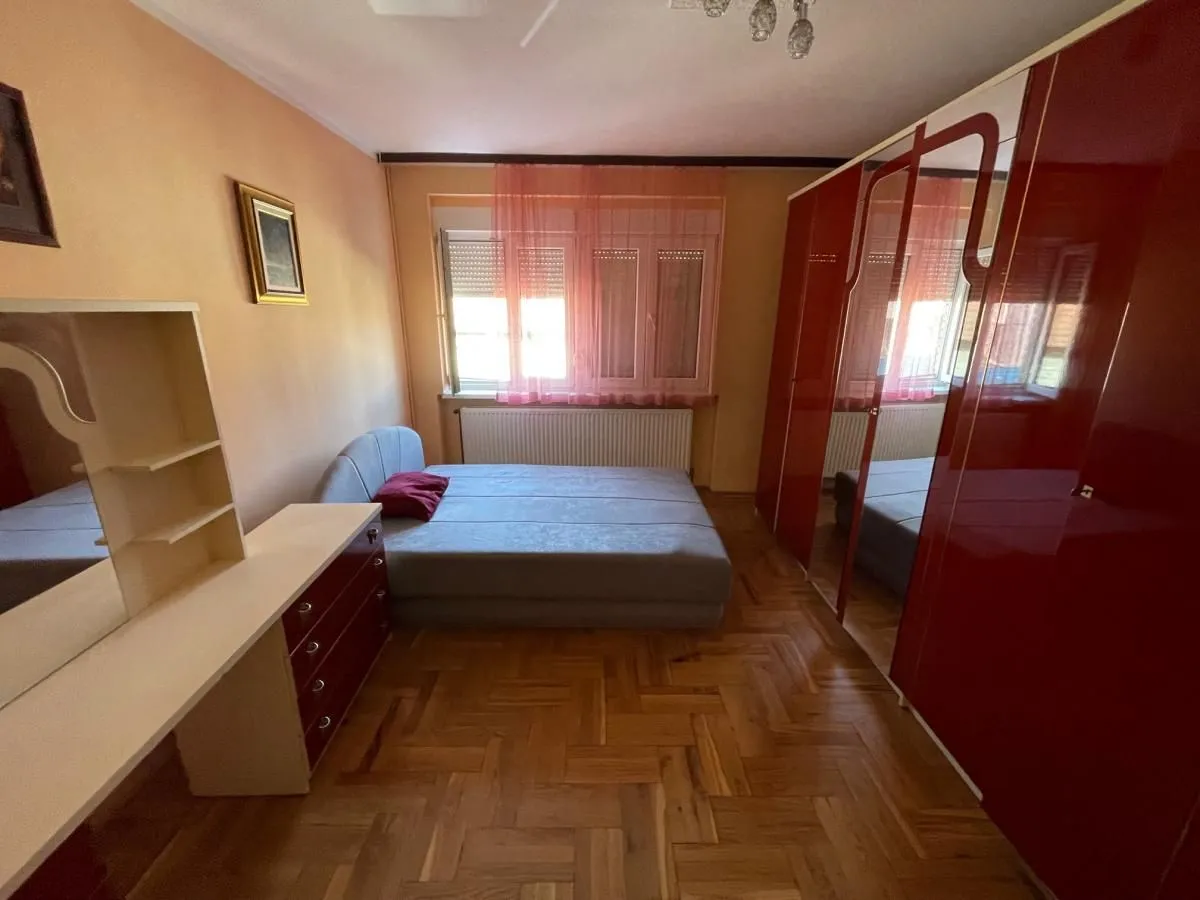 Izdavanje, kuća, 106m², Sremska Kamenica, Petrovaradin