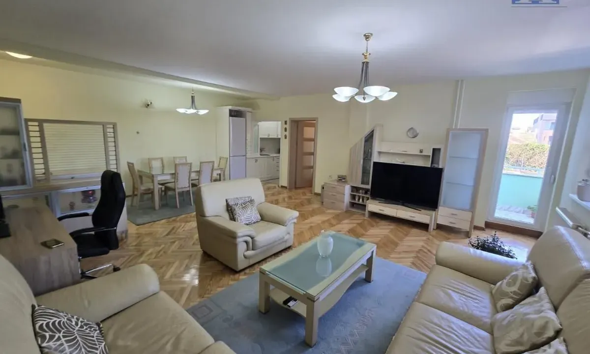 Sale, three bedroom apartment, 80m², Adamovićevo Naselje, Novi Sad Sve Podlokacije