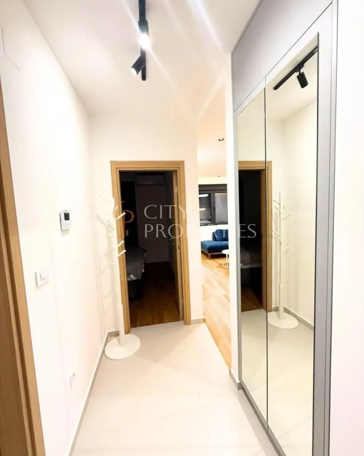 Izdavanje, stan, 53m², New City, Podgorica