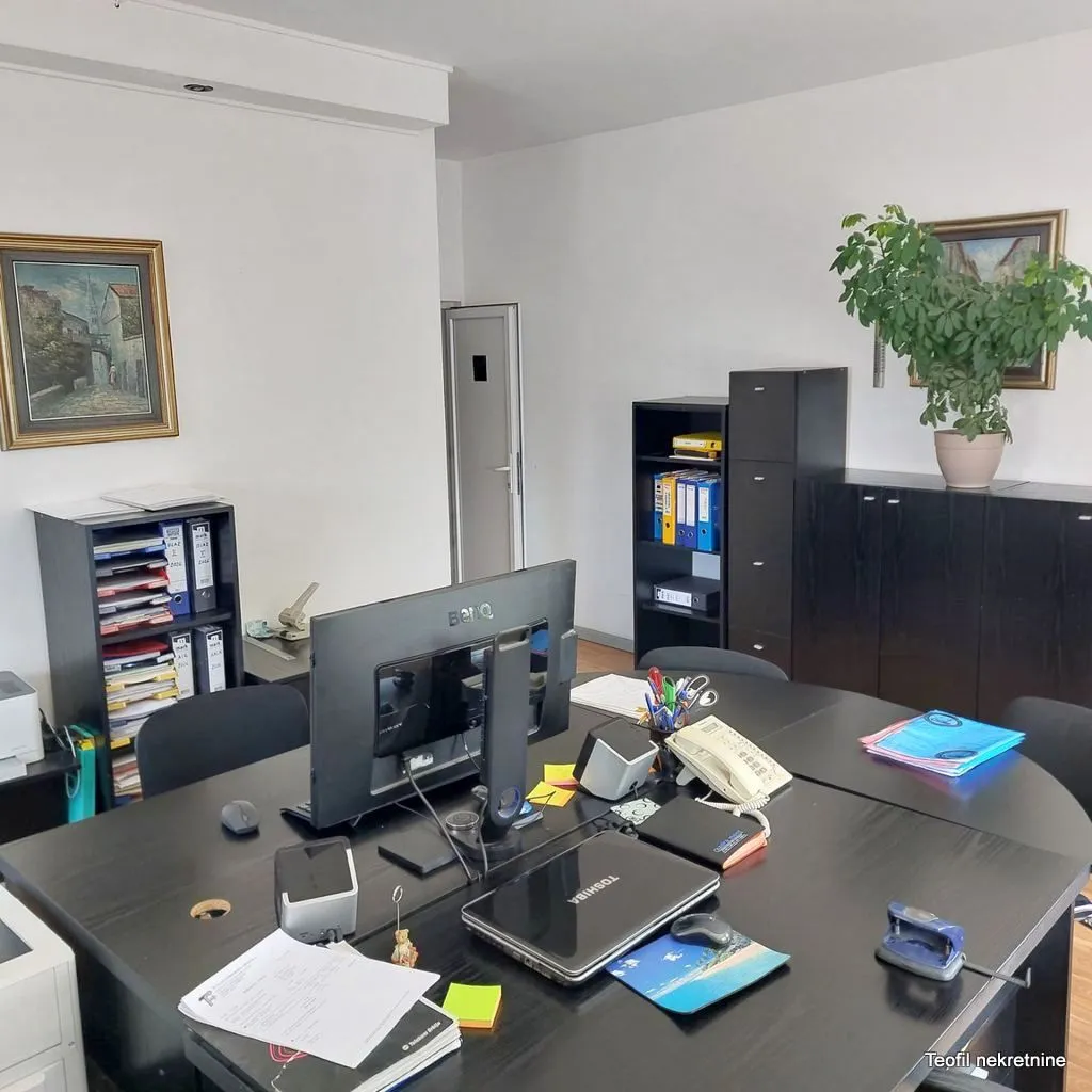 Rent, office space, 48m², Galenika, Beograd