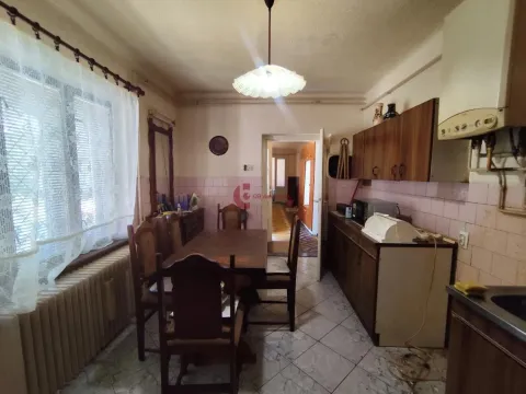 Sale, house, 206m², Centar, Subotica - image 15