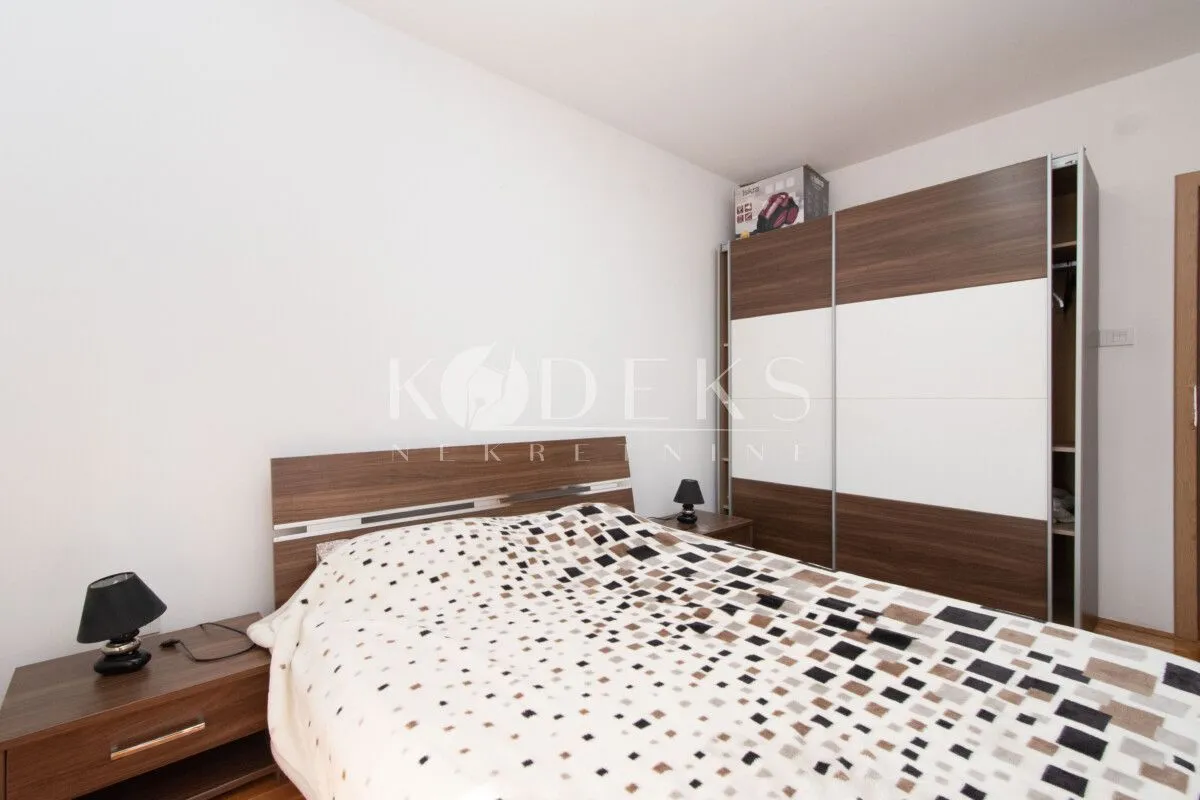 Rent, two bedroom apartment, 56m², 1 maj, Podgorica