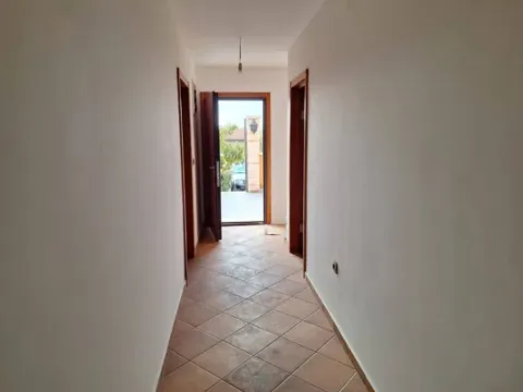 Prodaja, trosoban stan, 116m², Drobnići, Budva - image 9