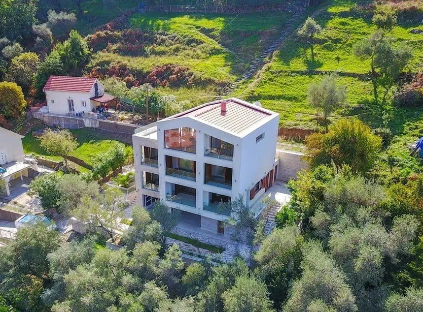 Sale, house, 584m², Stoliv, Kotor