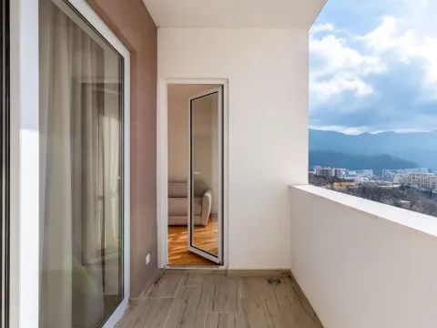 Prodaja, jednosoban stan, 38m², Bečići, Budva - image 9
