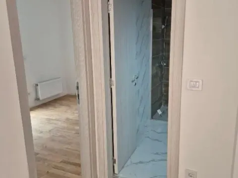 Prodaja, trosoban stan, 71m², Centar, Stara Pazova - image 10