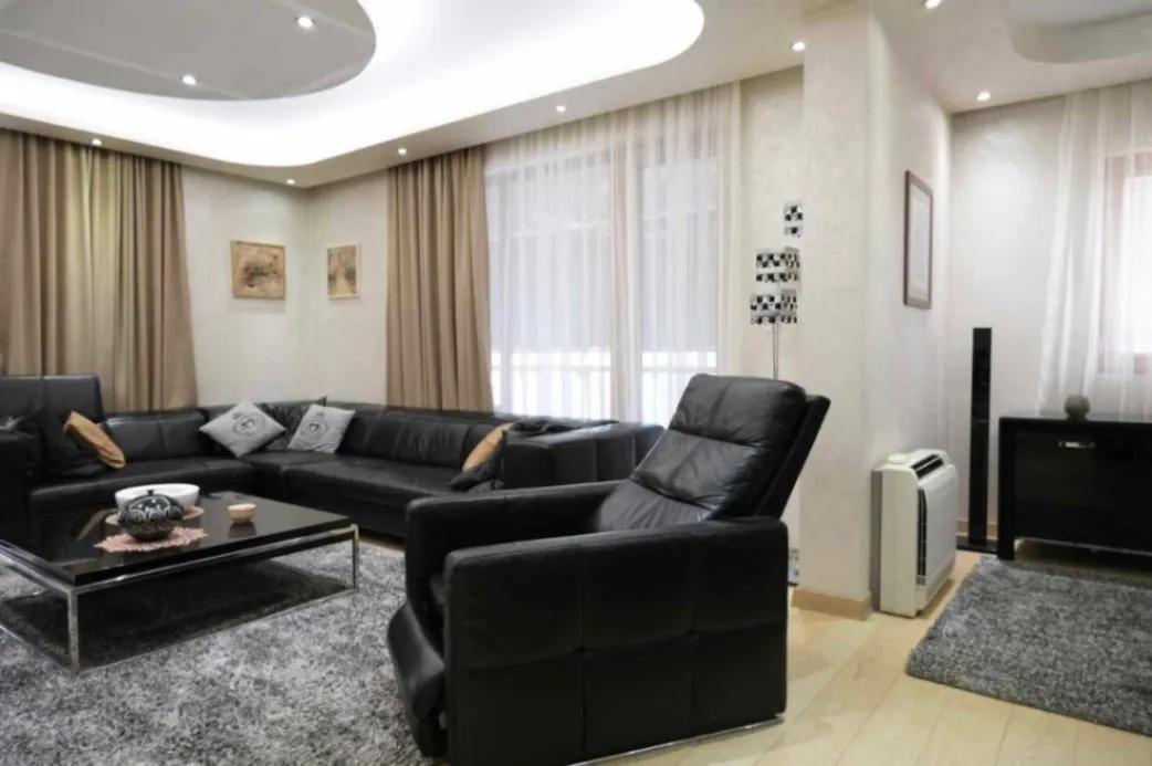 Rent, four bedroom apartment, 178m², City Kvart, Podgorica