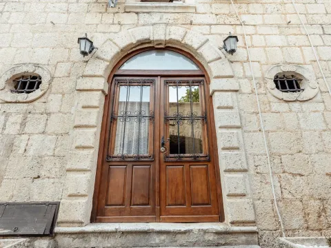 Sale, two bedroom apartment, 93m², Perast, Kotor - image 5
