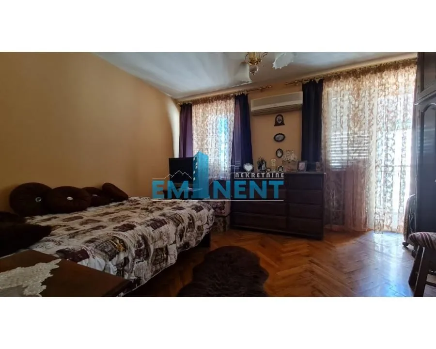 Sale, house, 415m², Savski Venac, Beograd