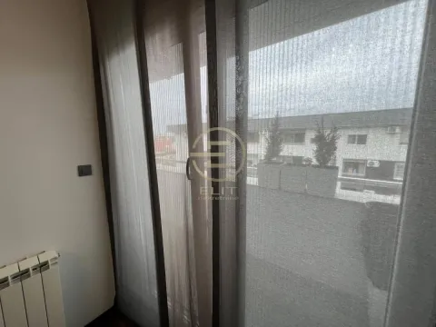 Izdavanje, trosoban stan, 88m², Sajmište, Novi Sad - image 12