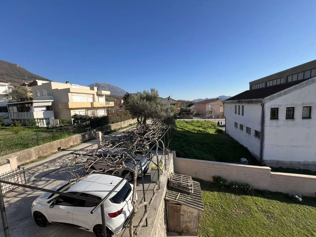 Sale, house, 350m², Bar, Crna Gora