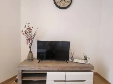 Prodaja, jednosoban stan, 38m², Bečići, Budva - image 10