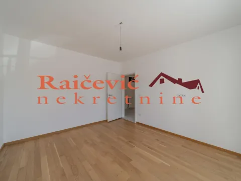Prodaja, trosoban stan, 95m², Grocka, Beograd - image 11