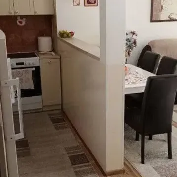 Prodaja, trosoban stan, 48m², Krčagovo, Užice - image 4