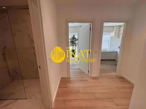 Sale, four bedroom apartment, 124m², Novi Beograd Blok 65, Novi Beograd Sve Podlokacije - image 6