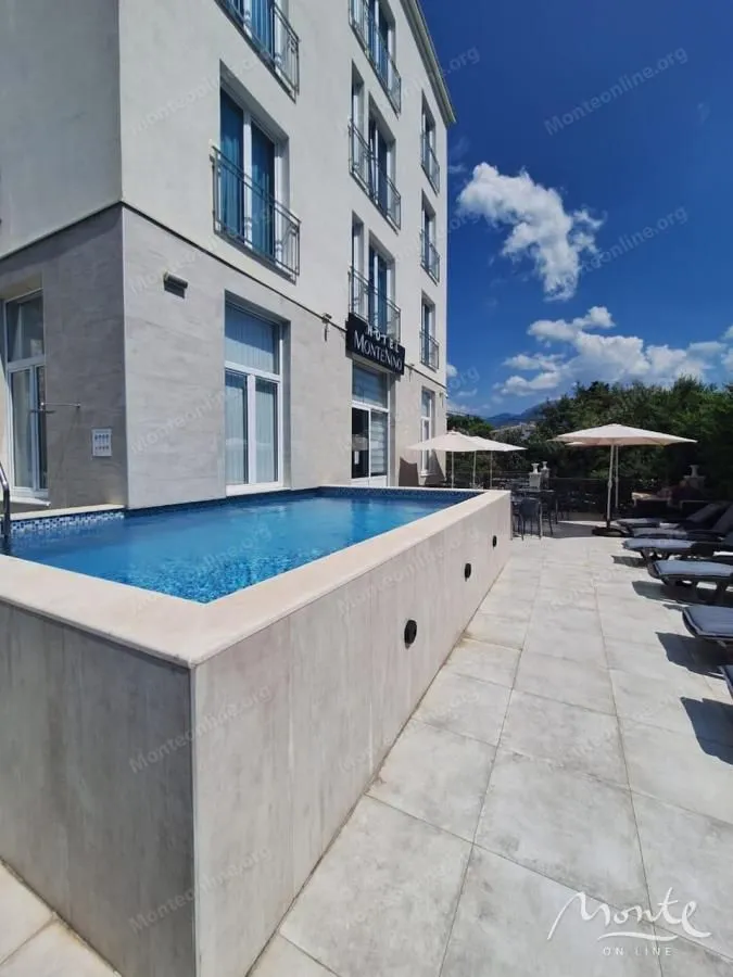 Sale, office space, 735m², Šušanj, Bar