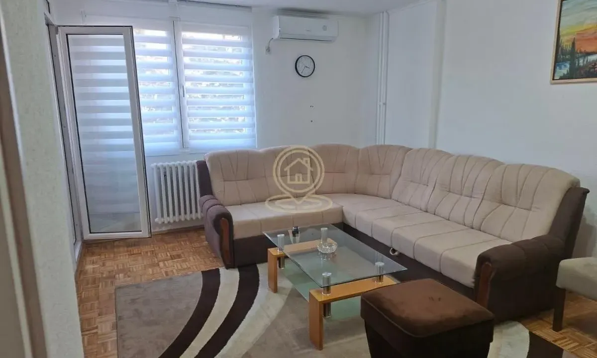 Izdavanje, dvosoban stan, 44m², Aerodrom, Kragujevac